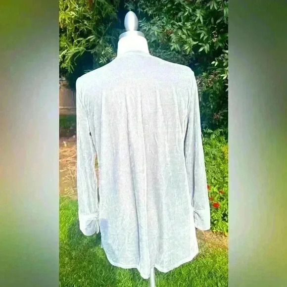 Soft Surroundings long sleeve velvet Velour women’s shirt - Picture 7 of 9